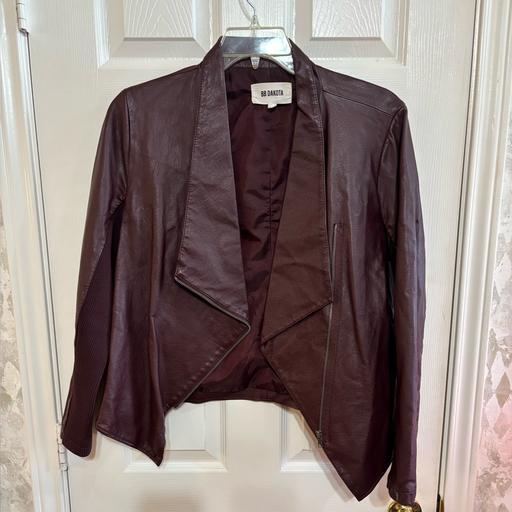 BB Dakota Burgundy faux leather jacket Sz L
